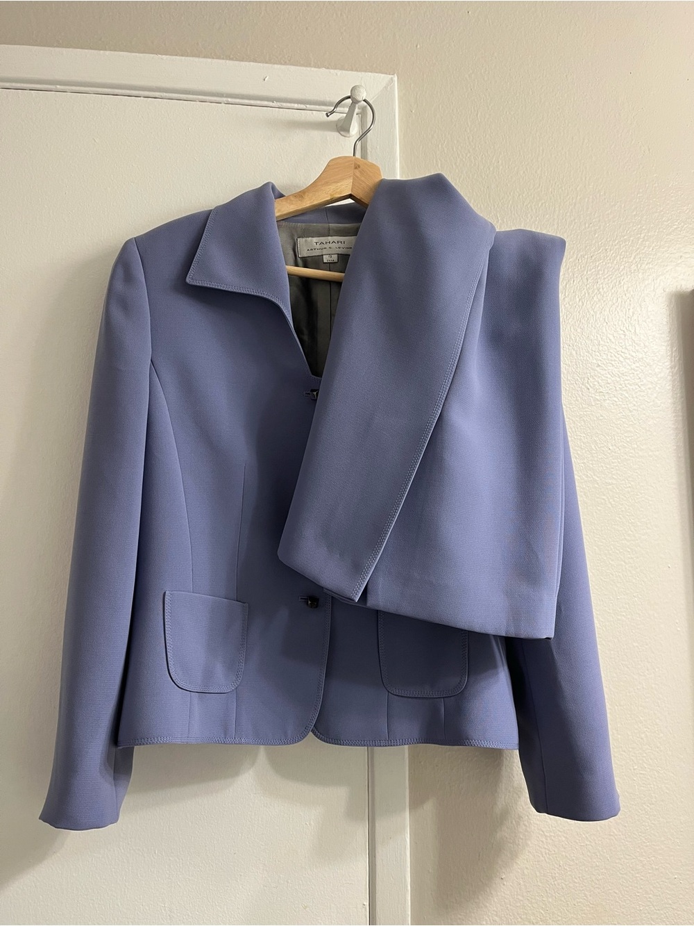 Tahari Lavender Tailored Women's Blazer and skirt set